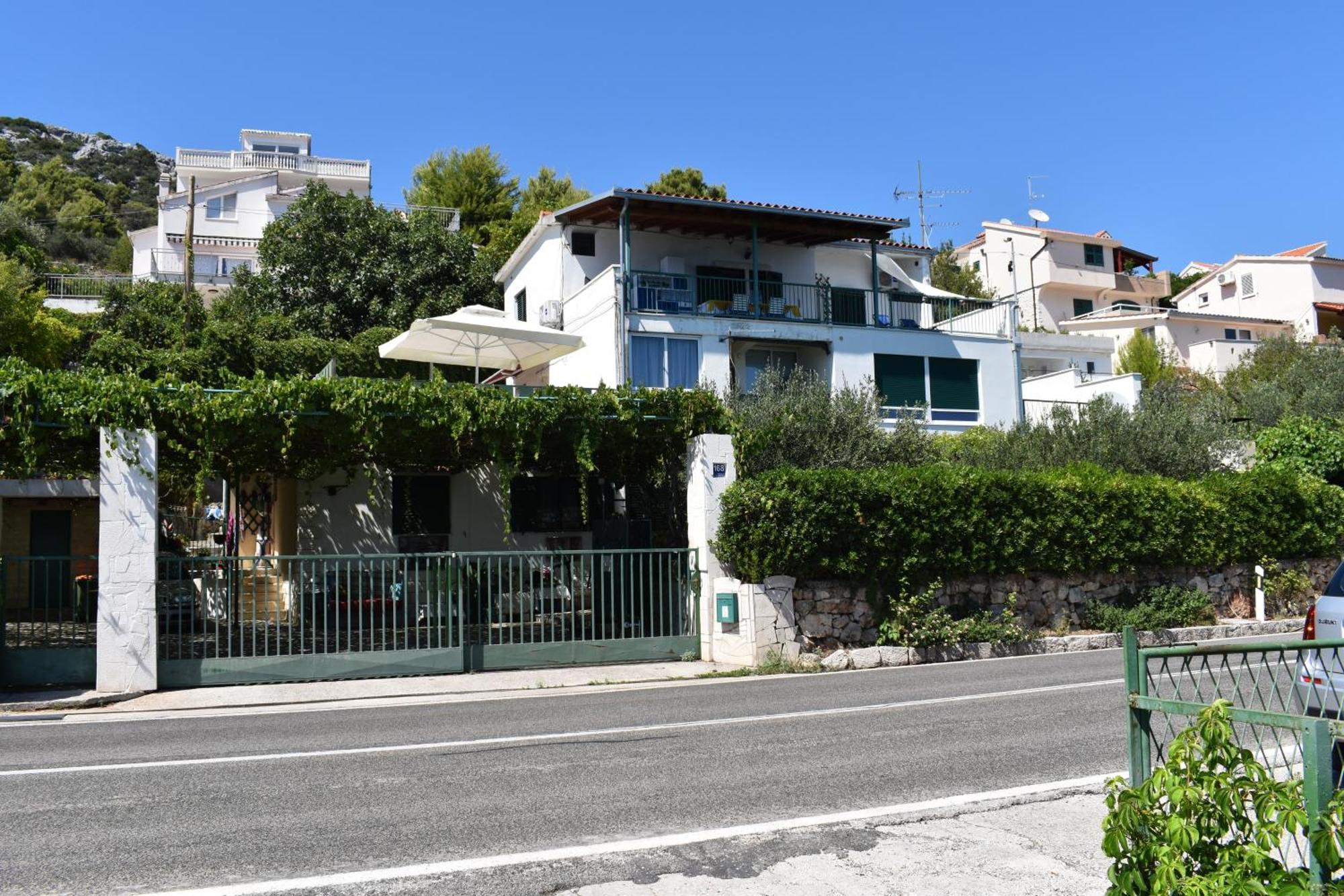 Apartments By The Sea Seget Vranjica, Trogir - 7508 Extérieur photo
